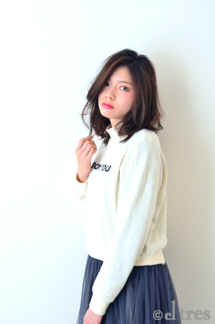 eltres セミロングスタイル