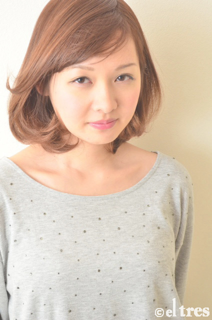 eltres セミロングスタイル